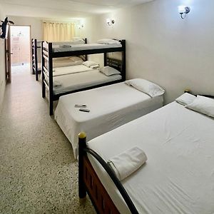 Habitación Familiar con Cama King